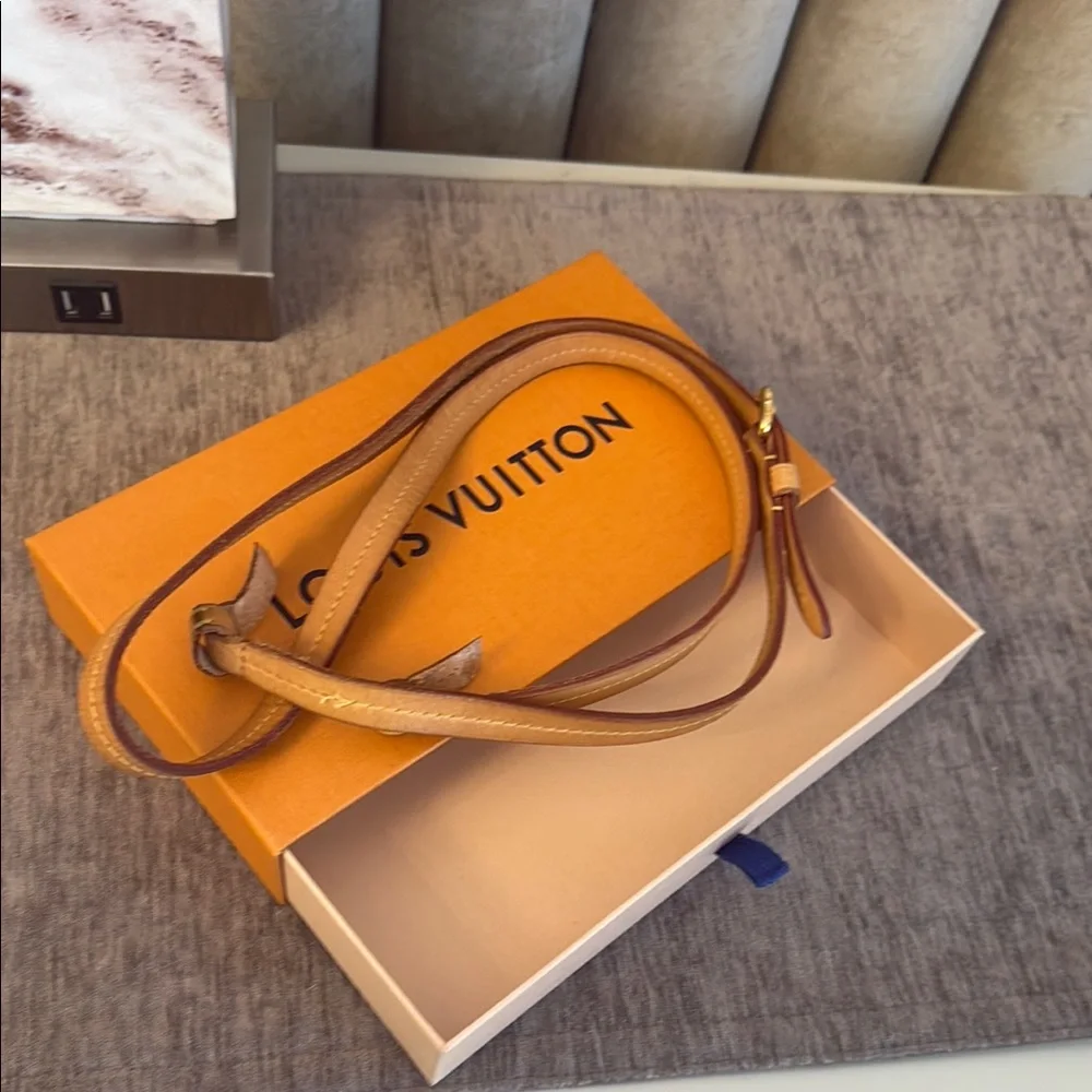 Louis Vuitton Brown vachetta leather replacement strap